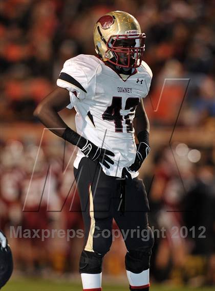 Thumbnail 1 in La Serna vs. Downey (CIF SS Southeast Division Final) photogallery.