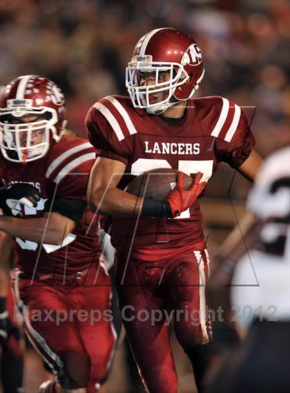 Thumbnail 3 in La Serna vs. Downey (CIF SS Southeast Division Final) photogallery.