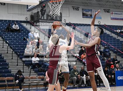 Thumbnail 3 in Bishop Walsh vs. Sunrise Christian Academy (Metro Classic) photogallery.