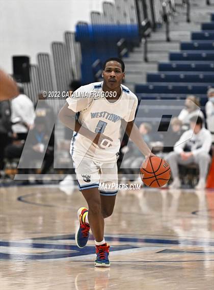 Thumbnail 3 in Bishop Walsh vs. Sunrise Christian Academy (Metro Classic) photogallery.