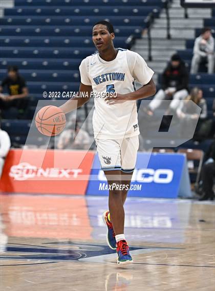 Thumbnail 3 in Bishop Walsh vs. Sunrise Christian Academy (Metro Classic) photogallery.