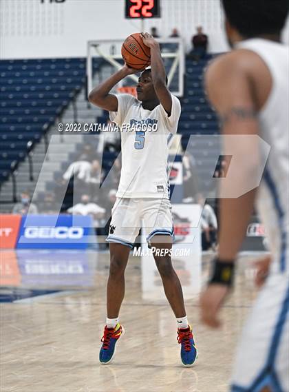 Thumbnail 2 in Bishop Walsh vs. Sunrise Christian Academy (Metro Classic) photogallery.
