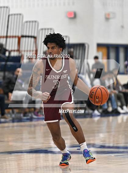 Thumbnail 3 in Bishop Walsh vs. Sunrise Christian Academy (Metro Classic) photogallery.