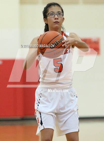 Thumbnail 1 in Palmview vs Economedes (La Joya Pack Tournament) photogallery.