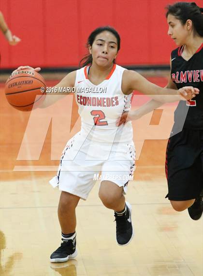 Thumbnail 2 in Palmview vs Economedes (La Joya Pack Tournament) photogallery.