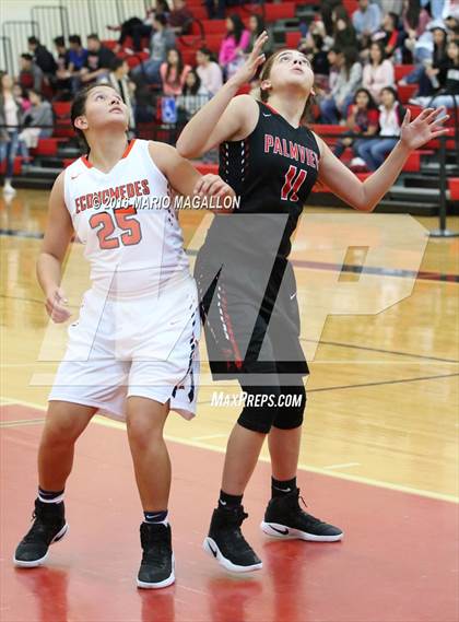 Thumbnail 2 in Palmview vs Economedes (La Joya Pack Tournament) photogallery.