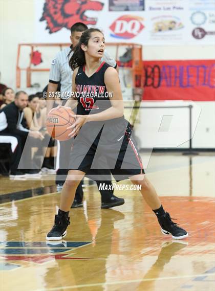 Thumbnail 3 in Palmview vs Economedes (La Joya Pack Tournament) photogallery.