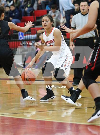 Thumbnail 2 in Palmview vs Economedes (La Joya Pack Tournament) photogallery.