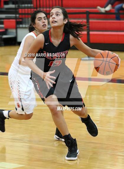 Thumbnail 1 in Palmview vs Economedes (La Joya Pack Tournament) photogallery.