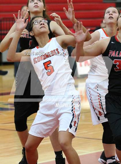 Thumbnail 3 in Palmview vs Economedes (La Joya Pack Tournament) photogallery.