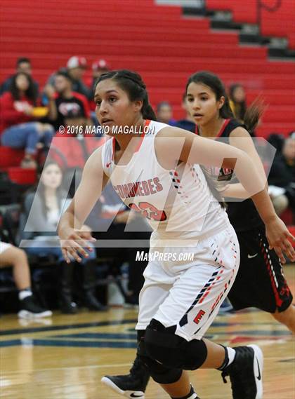 Thumbnail 1 in Palmview vs Economedes (La Joya Pack Tournament) photogallery.