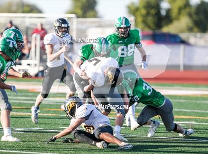 Thumbnail 3 in Round Valley vs. Thatcher (AIA 2A Final) photogallery.