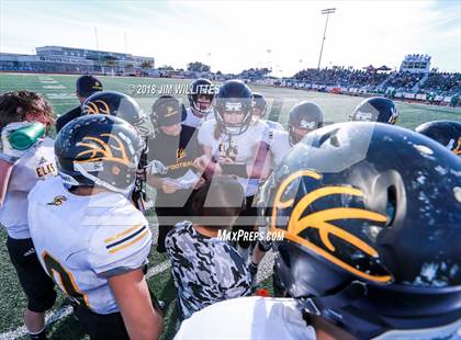 Thumbnail 2 in Round Valley vs. Thatcher (AIA 2A Final) photogallery.
