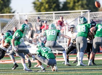 Thumbnail 1 in Round Valley vs. Thatcher (AIA 2A Final) photogallery.