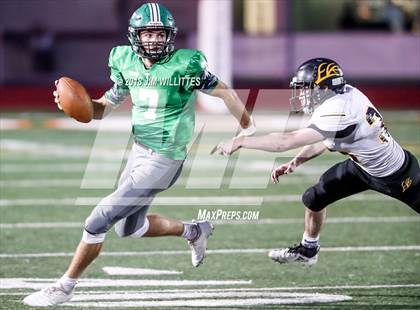 Thumbnail 1 in Round Valley vs. Thatcher (AIA 2A Final) photogallery.
