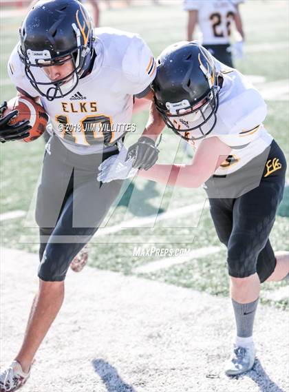 Thumbnail 1 in Round Valley vs. Thatcher (AIA 2A Final) photogallery.