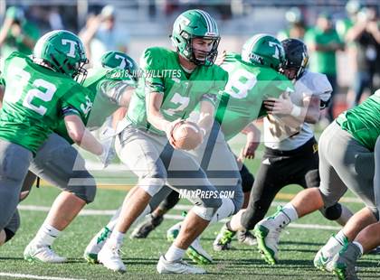 Thumbnail 1 in Round Valley vs. Thatcher (AIA 2A Final) photogallery.