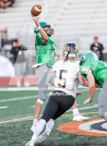Thumbnail 2 in Round Valley vs. Thatcher (AIA 2A Final) photogallery.