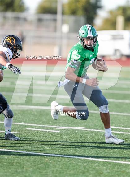 Thumbnail 2 in Round Valley vs. Thatcher (AIA 2A Final) photogallery.