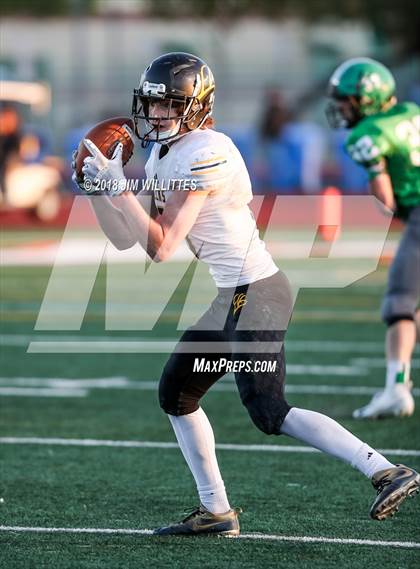 Thumbnail 3 in Round Valley vs. Thatcher (AIA 2A Final) photogallery.