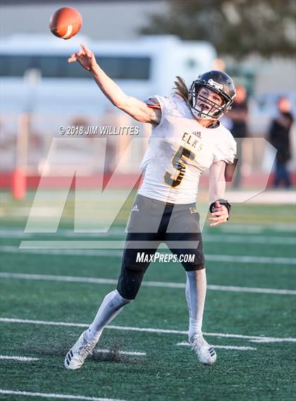Thumbnail 3 in Round Valley vs. Thatcher (AIA 2A Final) photogallery.