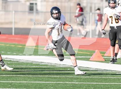 Thumbnail 3 in Round Valley vs. Thatcher (AIA 2A Final) photogallery.