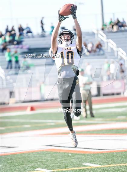 Thumbnail 2 in Round Valley vs. Thatcher (AIA 2A Final) photogallery.