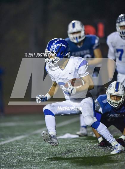 Thumbnail 1 in Central vs. San Diego (CIF SDS D4 Semifinal) photogallery.