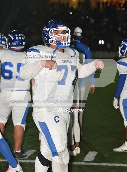 Thumbnail 2 in Central vs. San Diego (CIF SDS D4 Semifinal) photogallery.