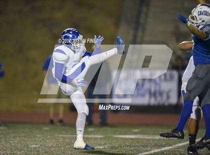 Thumbnail 3 in Central vs. San Diego (CIF SDS D4 Semifinal) photogallery.