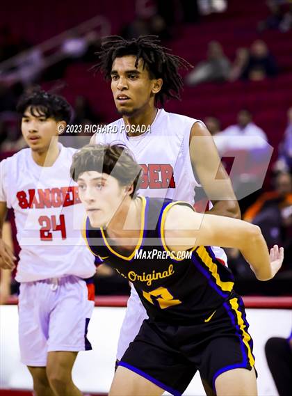 Thumbnail 2 in Clovis vs. Sanger photogallery.