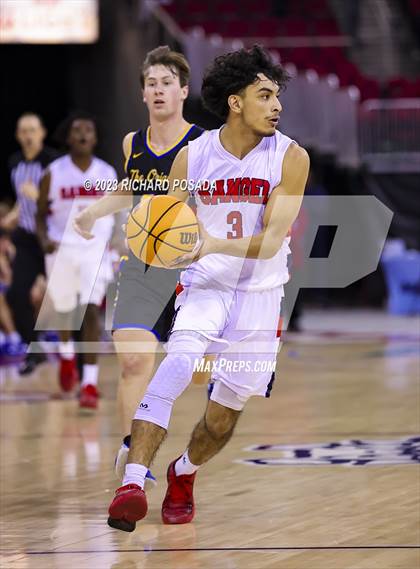 Thumbnail 3 in Clovis vs. Sanger photogallery.