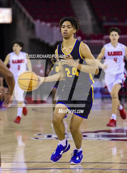 Thumbnail 1 in Clovis vs. Sanger photogallery.