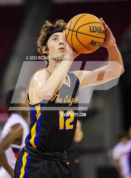 Thumbnail 2 in Clovis vs. Sanger photogallery.