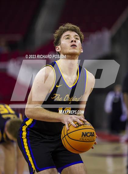 Thumbnail 1 in Clovis vs. Sanger photogallery.