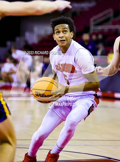 Thumbnail 3 in Clovis vs. Sanger photogallery.