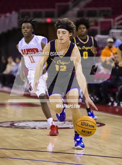 Thumbnail 1 in Clovis vs. Sanger photogallery.