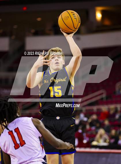 Thumbnail 1 in Clovis vs. Sanger photogallery.