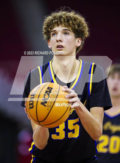 Thumbnail 3 in Clovis vs. Sanger photogallery.