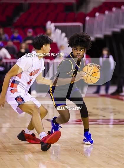 Thumbnail 2 in Clovis vs. Sanger photogallery.