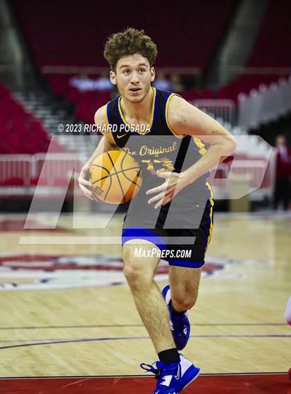 Thumbnail 1 in Clovis vs. Sanger photogallery.