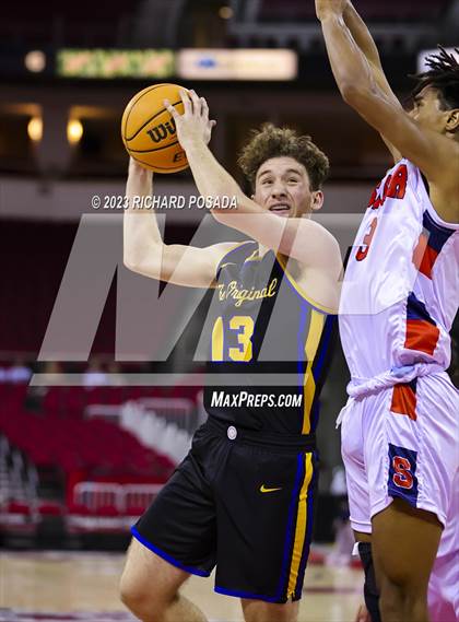 Thumbnail 2 in Clovis vs. Sanger photogallery.