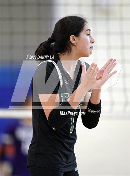 Thumbnail 2 in The Academy of the Holy Cross vs Jackson-Reed (Tiger Paws Invitational) photogallery.