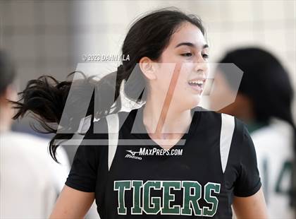 Thumbnail 3 in The Academy of the Holy Cross vs Jackson-Reed (Tiger Paws Invitational) photogallery.