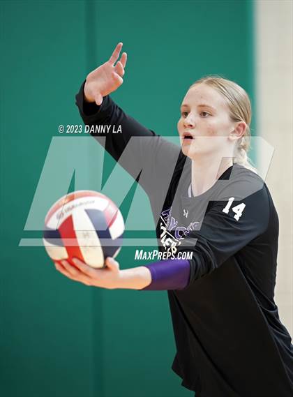 Thumbnail 3 in The Academy of the Holy Cross vs Jackson-Reed (Tiger Paws Invitational) photogallery.
