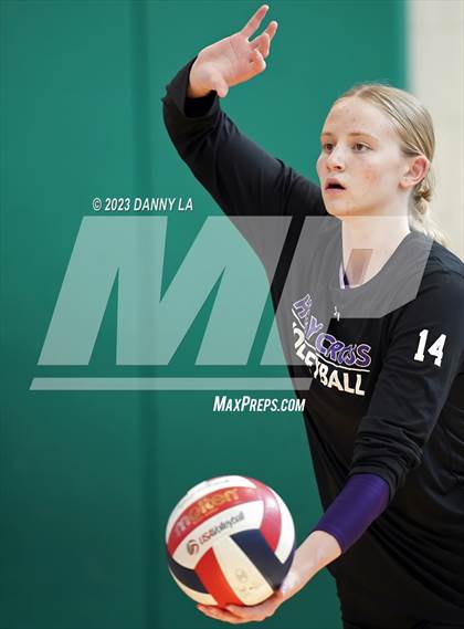 Thumbnail 2 in The Academy of the Holy Cross vs Jackson-Reed (Tiger Paws Invitational) photogallery.