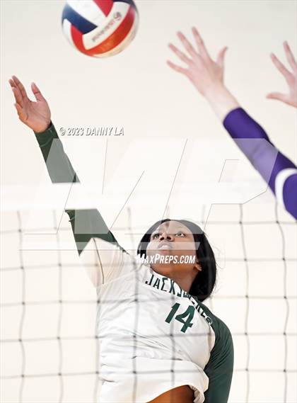 Thumbnail 1 in The Academy of the Holy Cross vs Jackson-Reed (Tiger Paws Invitational) photogallery.
