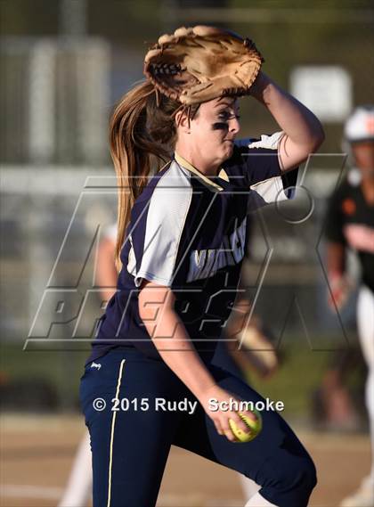 Thumbnail 3 in Escondido vs. La Costa Canyon (CIF Semfinal Playoff) photogallery.