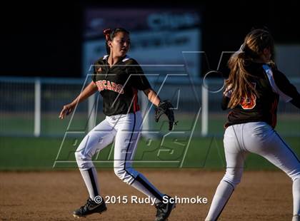 Thumbnail 1 in Escondido vs. La Costa Canyon (CIF Semfinal Playoff) photogallery.