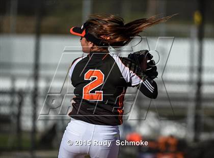 Thumbnail 2 in Escondido vs. La Costa Canyon (CIF Semfinal Playoff) photogallery.
